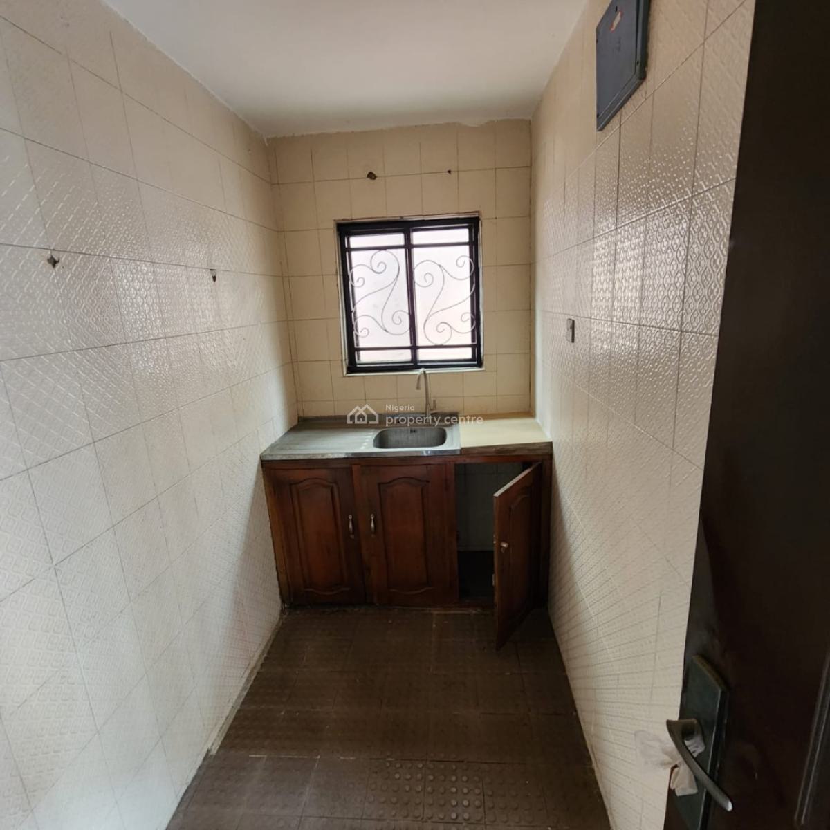 Newly Renovated Sefcon Apartment, Ikota, Lekki, Lagos, Flat / Apartment for Rent
