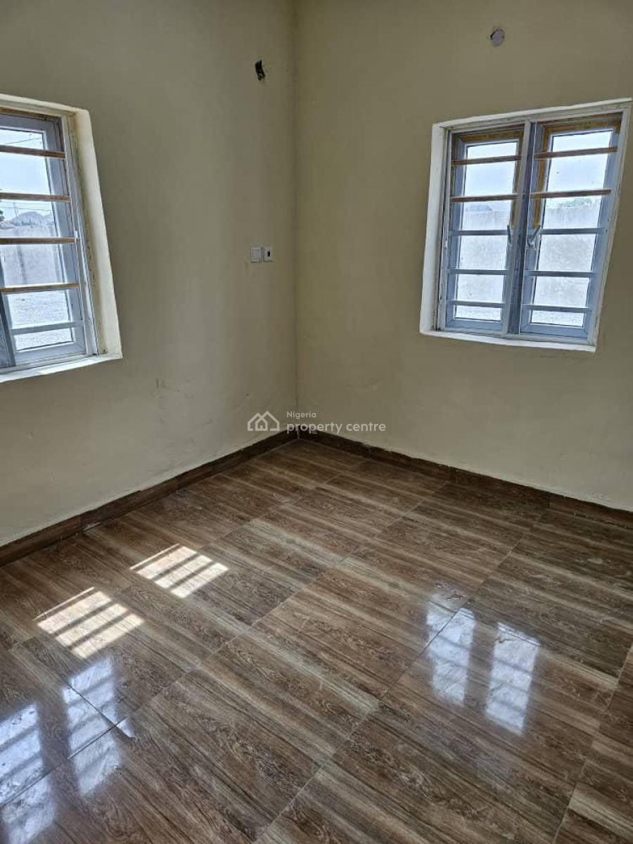 Luxury 2 Bedroom Fkat, Along Jedo Road, Lugbe District, Abuja, Block of Flats for Sale