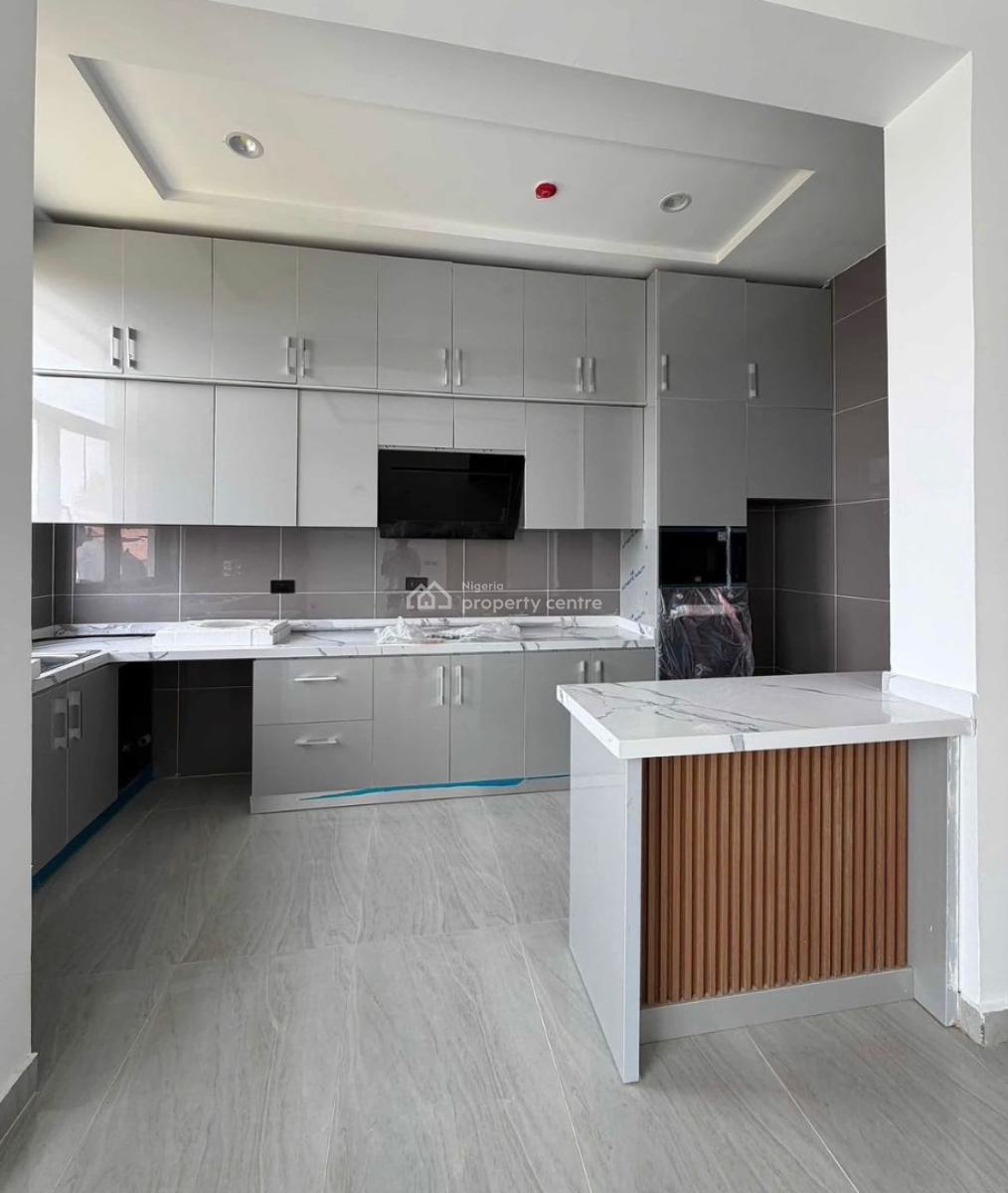 2-bedroom Apartment, Lekki Phase 1, Lekki, Lagos, Flat / Apartment for Rent