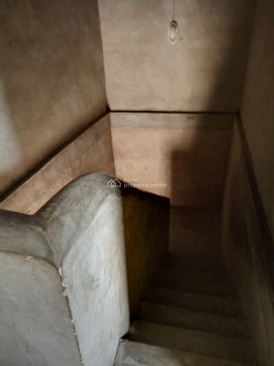 5blocks of 3bedroom Flat S, Alhaji Oladele Close Sabo Abeokuta, Abeokuta North, Ogun, Block of Flats for Sale