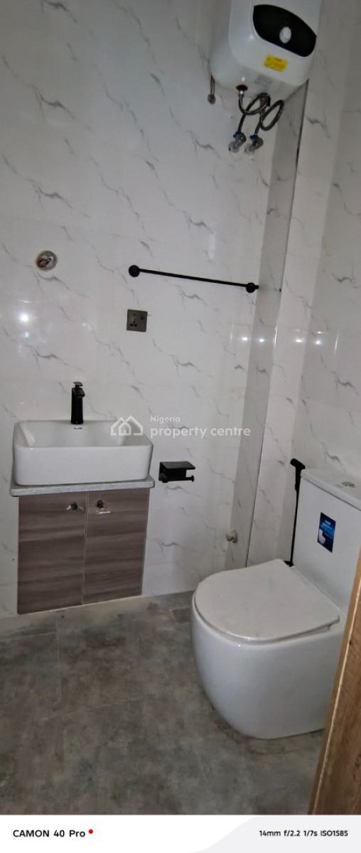 Newly Luxury and Spacious 2bed and 3bedroom with Bq, Lekki, Lagos, Flat / Apartment for Sale