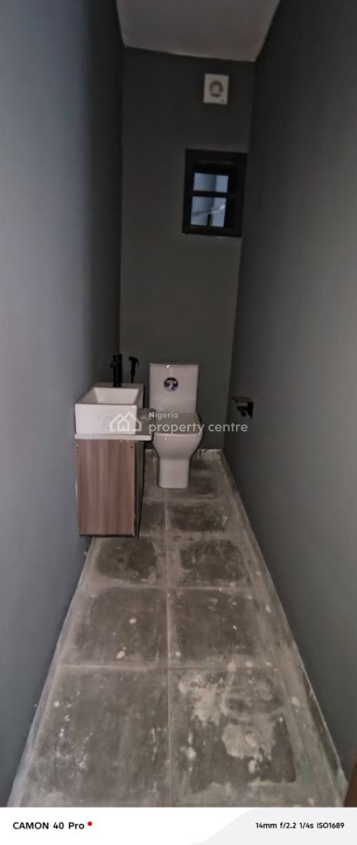 Newly Luxury and Spacious 2bed and 3bedroom with Bq, Lekki, Lagos, Flat / Apartment for Sale