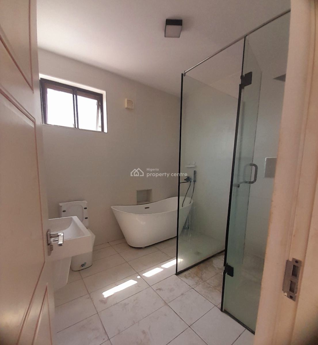 4-bedroom Maisonette with Bq  Along Spg Road, Igbo-efon, Lekki, L, Spg Road, Igbo-efon, Lekki, Lagos, Terraced Duplex for Sale