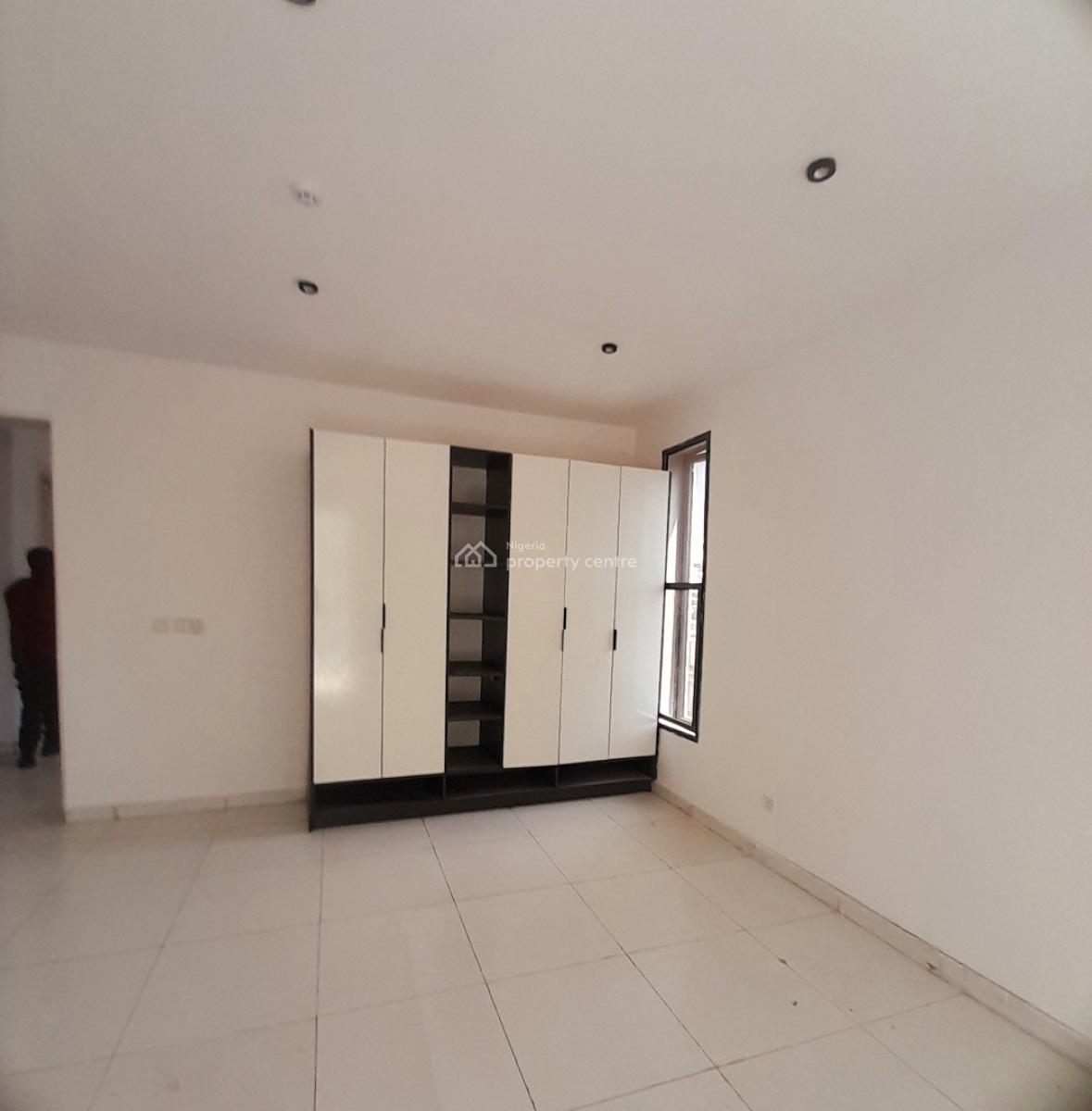 4-bedroom Maisonette with Bq  Along Spg Road, Igbo-efon, Lekki, L, Spg Road, Igbo-efon, Lekki, Lagos, Terraced Duplex for Sale