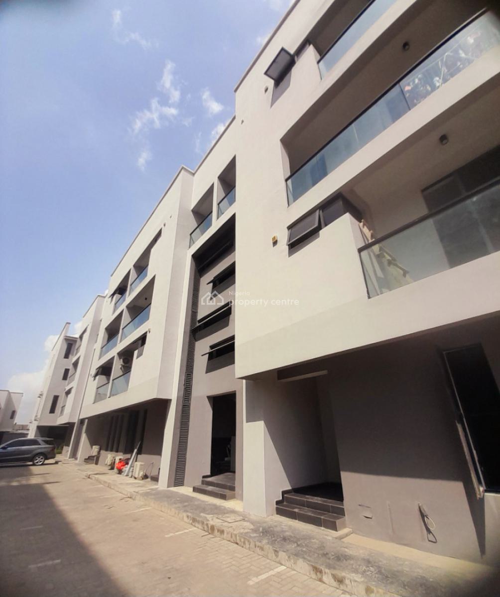 4-bedroom Maisonette with Bq  Along Spg Road, Igbo-efon, Lekki, L, Spg Road, Igbo-efon, Lekki, Lagos, Terraced Duplex for Sale