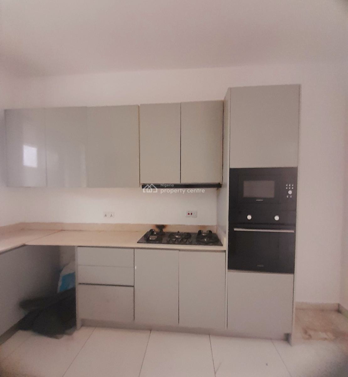 4-bedroom Maisonette with Bq  Along Spg Road, Igbo-efon, Lekki, L, Spg Road, Igbo-efon, Lekki, Lagos, Terraced Duplex for Sale