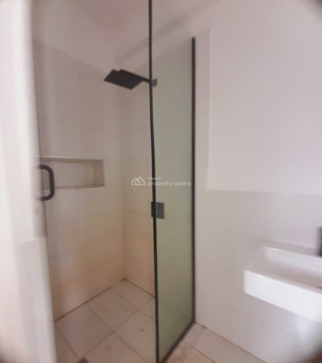 4-bedroom Maisonette with Bq  Along Spg Road, Igbo-efon, Lekki, L, Spg Road, Igbo-efon, Lekki, Lagos, Terraced Duplex for Sale