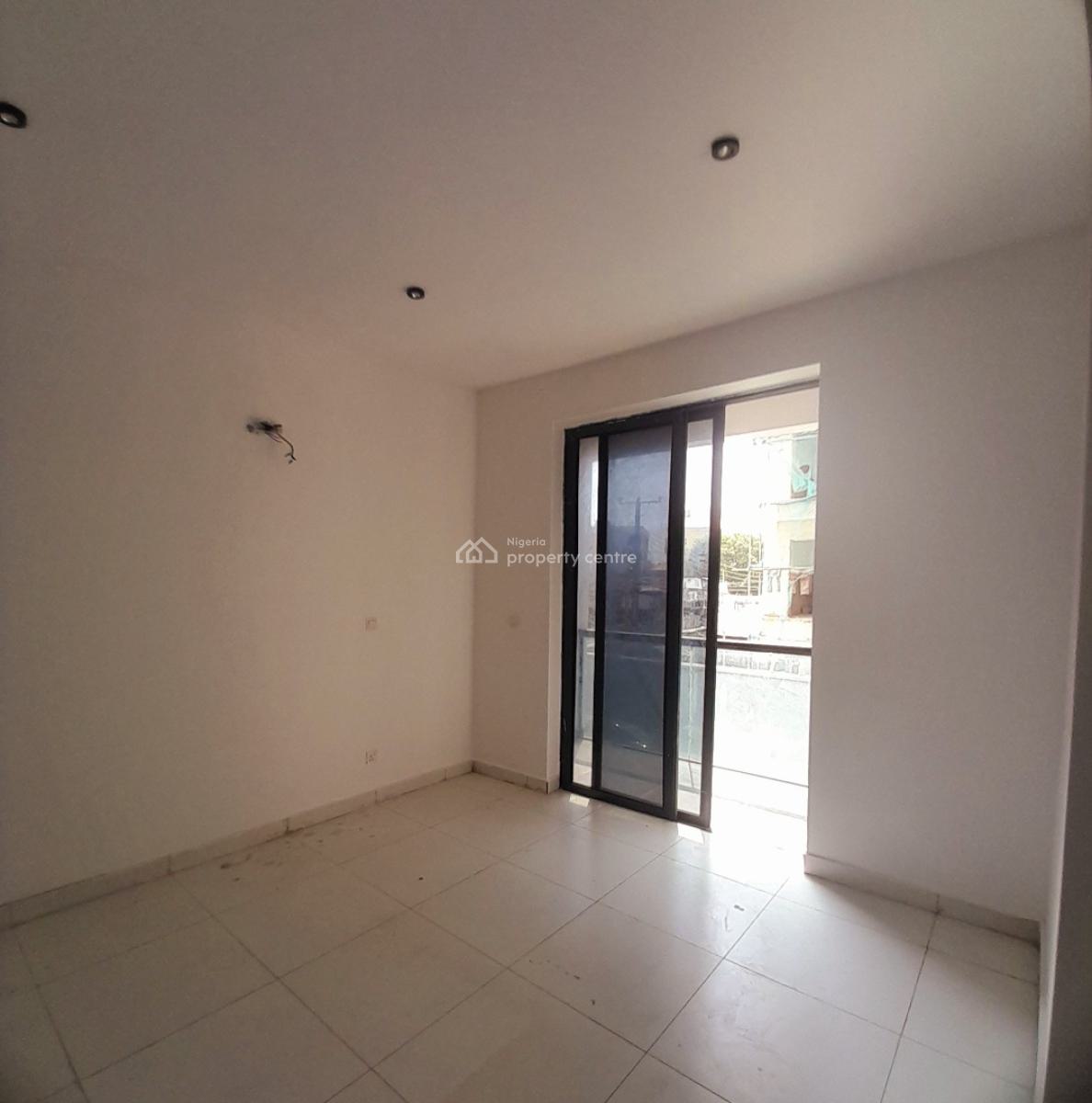 4-bedroom Maisonette with Bq  Along Spg Road, Igbo-efon, Lekki, L, Spg Road, Igbo-efon, Lekki, Lagos, Terraced Duplex for Sale