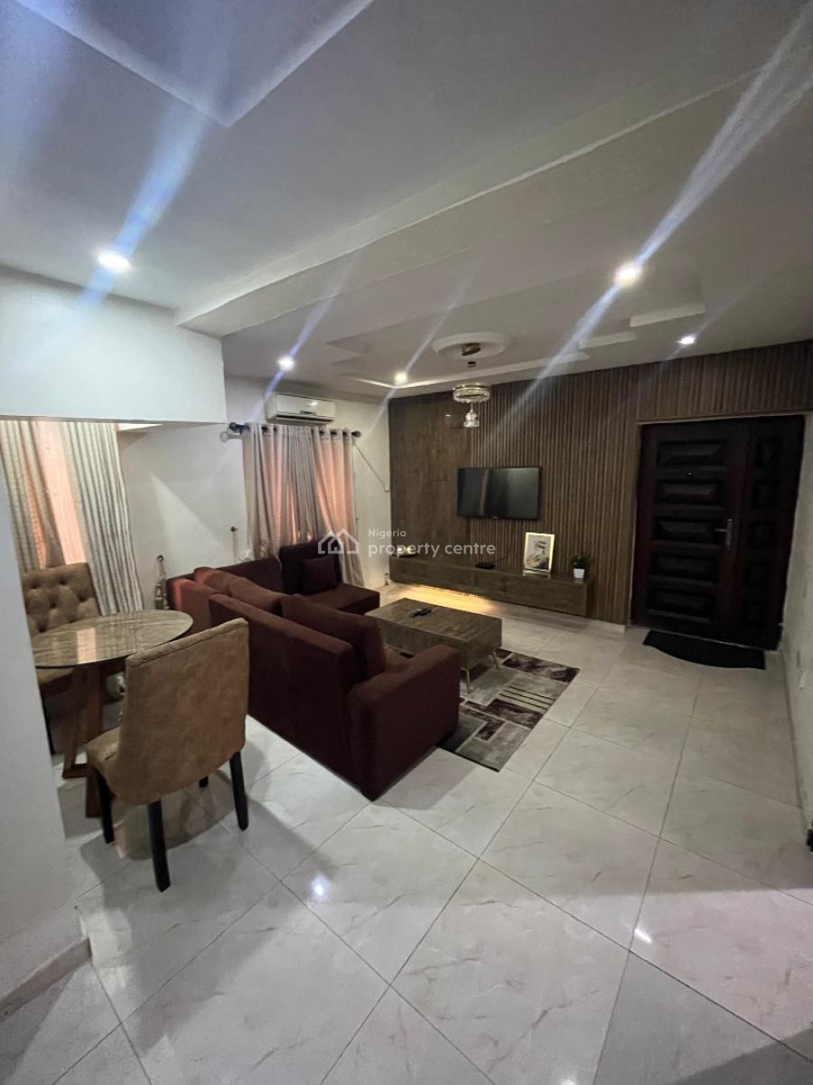 Cute Two Bedroom Apartment in a Secured Neighborhood, Magodo Estate, Gra Phase 2, Magodo, Lagos, Flat / Apartment Short Let