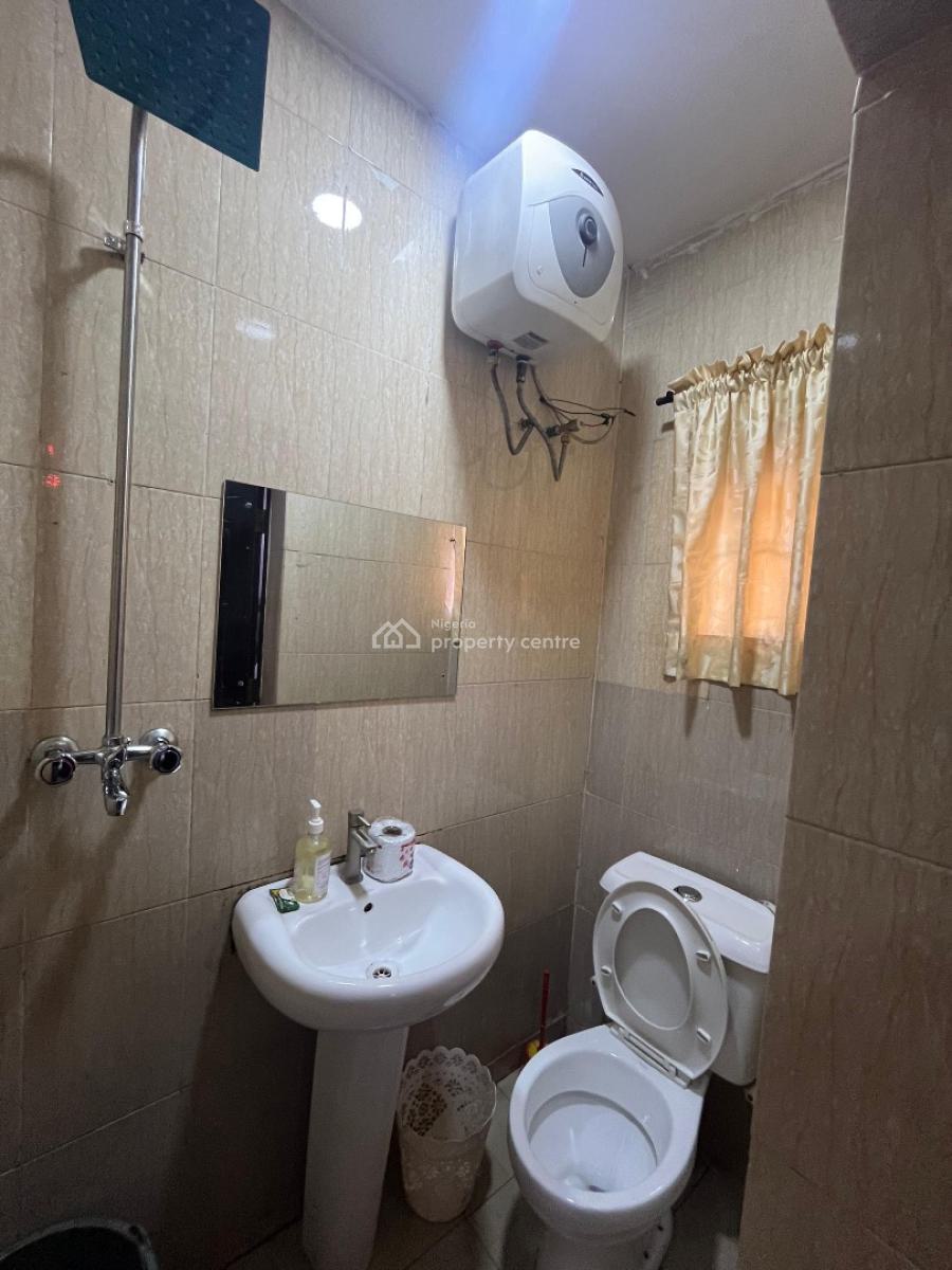Cute Two Bedroom Apartment in a Secured Neighborhood, Magodo Estate, Gra Phase 2, Magodo, Lagos, Flat / Apartment Short Let