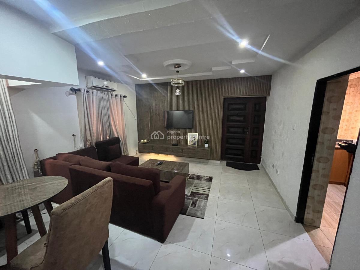 Cute Two Bedroom Apartment in a Secured Neighborhood, Magodo Estate, Gra Phase 2, Magodo, Lagos, Flat / Apartment Short Let