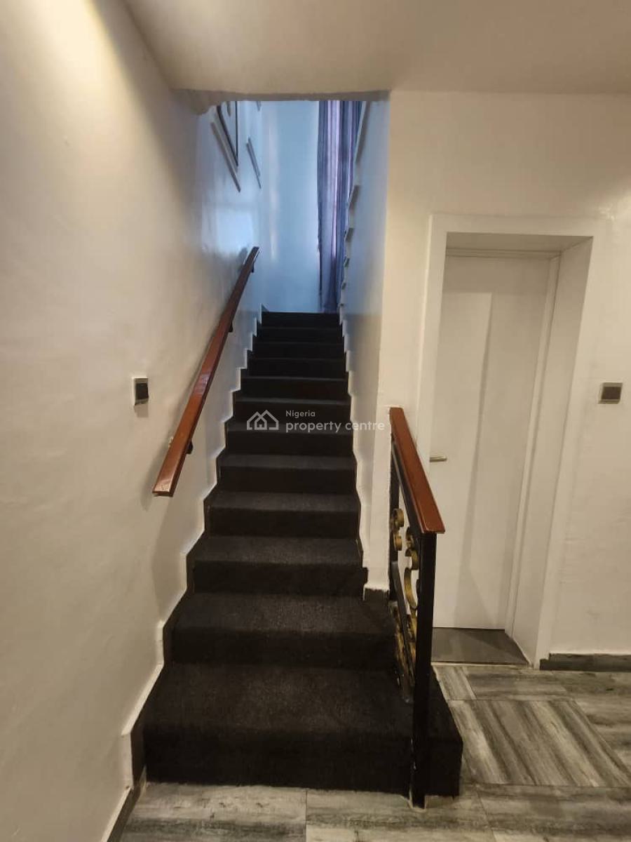 Well Furnished 4 Bedroom Duplex in a Decent Neighborhood, Magodo Estate, Gra Phase 2, Magodo, Lagos, Detached Duplex Short Let