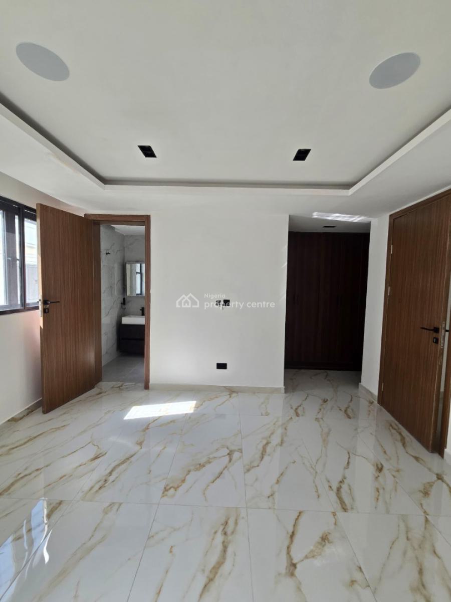 Elegant 5-bedroom Semi-detached Duplex with Bq, Pool a Secure Estate, Ikate, Lekki, Lagos, House for Sale