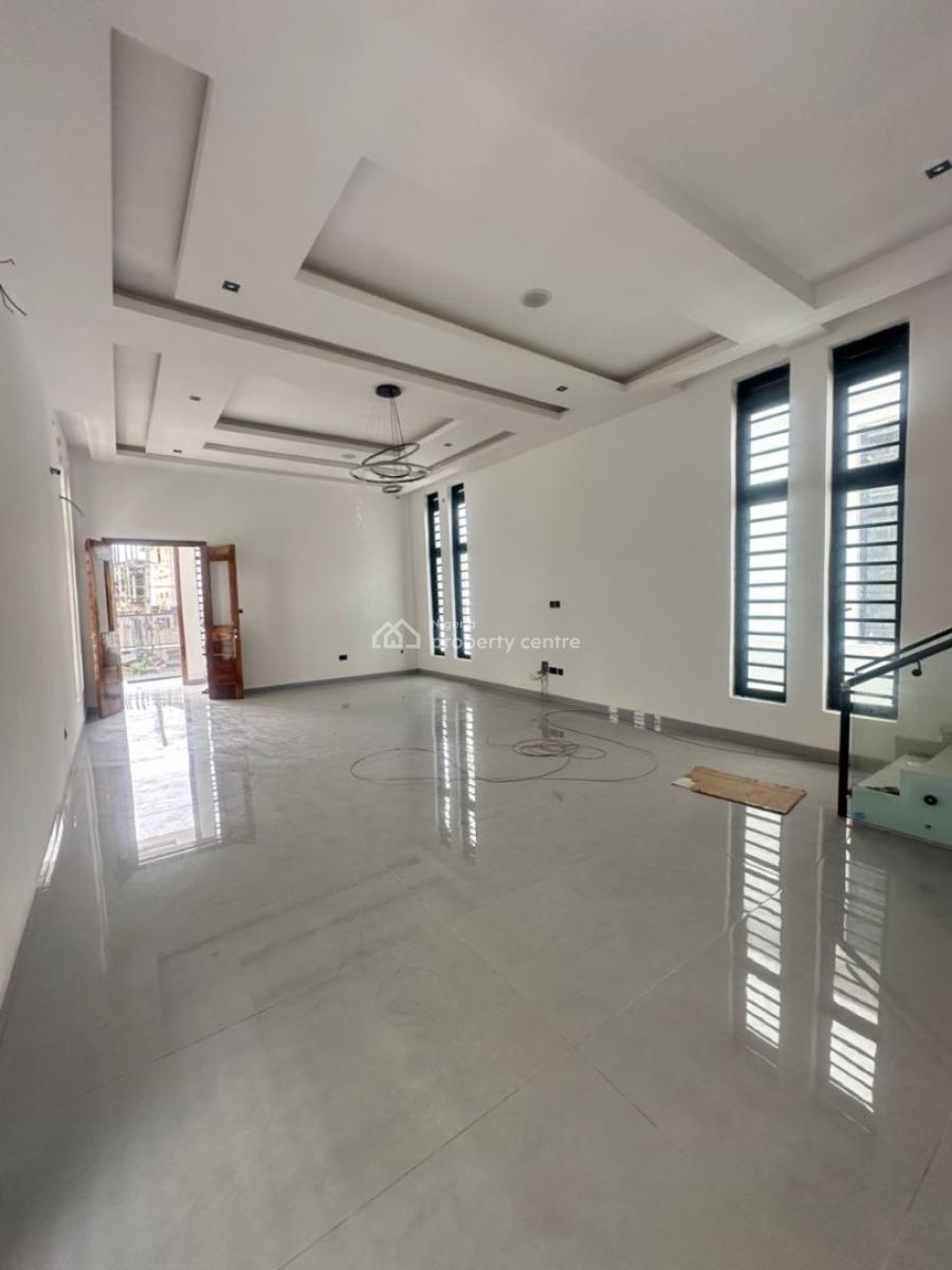 5 Bed Fully Detached Duplex with  Bq, Ikota, Lekki, Lagos, Detached Duplex for Sale