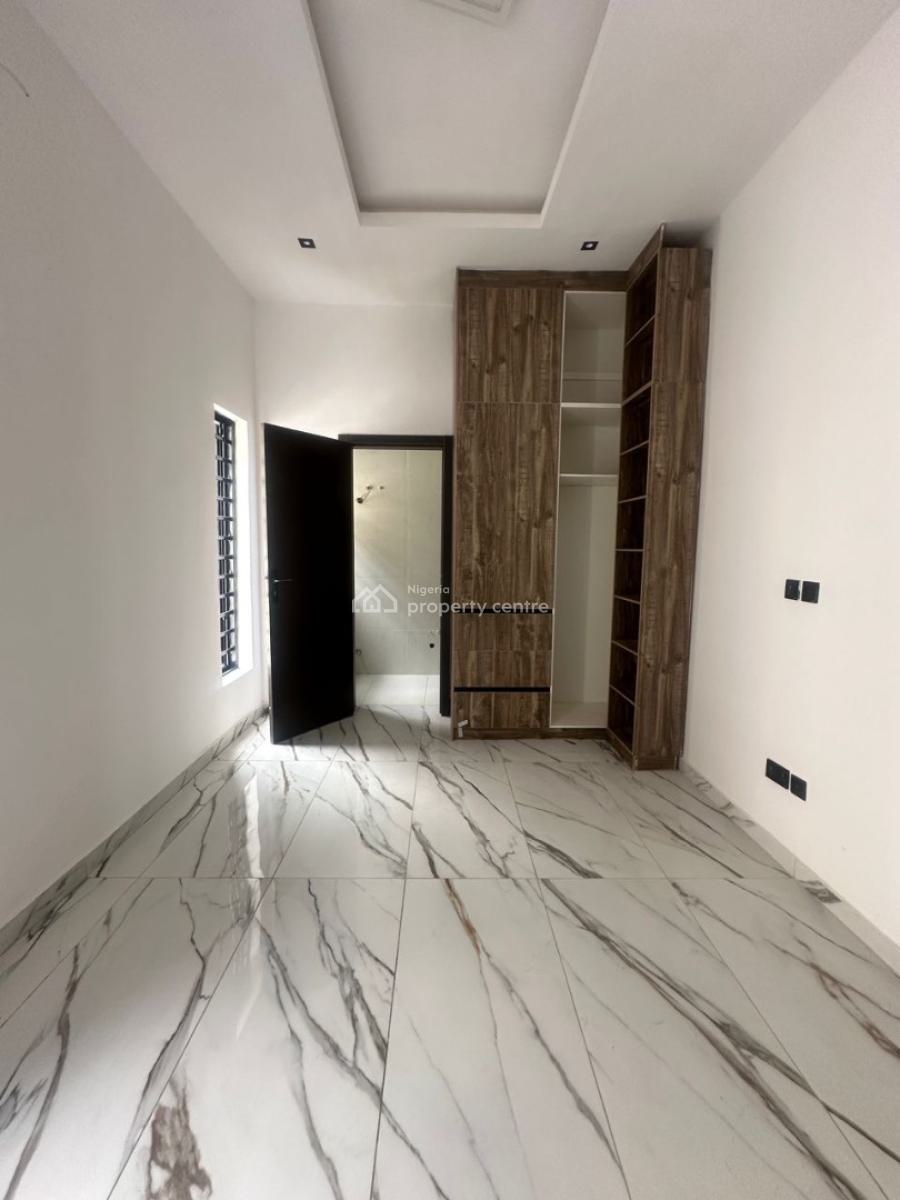 5 Bed Fully Detached Duplex with  Bq, Ikota, Lekki, Lagos, Detached Duplex for Sale