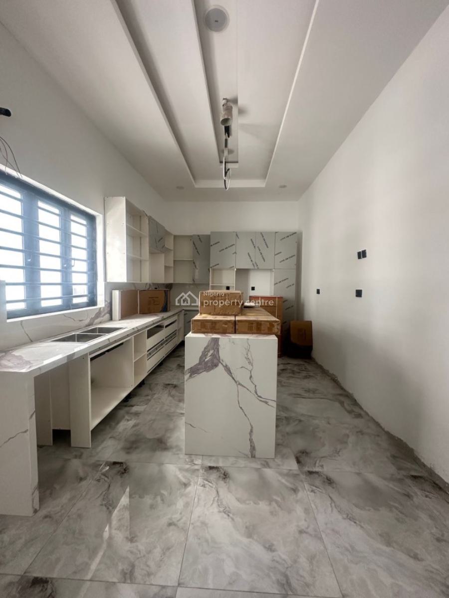 5 Bed Fully Detached Duplex with  Bq, Ikota, Lekki, Lagos, Detached Duplex for Sale