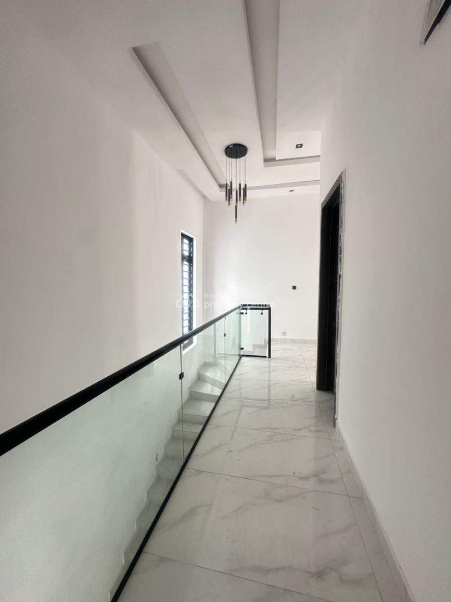 5 Bed Fully Detached Duplex with  Bq, Ikota, Lekki, Lagos, Detached Duplex for Sale