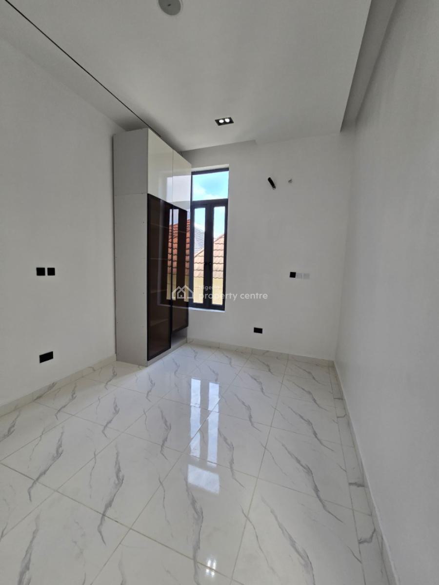 Elegant  5-bedroom Detached Duplex with Bq, Pool in a Secure Estate, Chevron, Lekki, Lagos, Detached Duplex for Sale