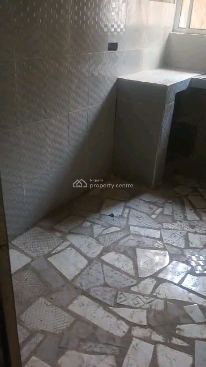 Two Bedroom Flat at Adekunle Yaba, Adekunle, Yaba, Lagos, Flat / Apartment for Rent