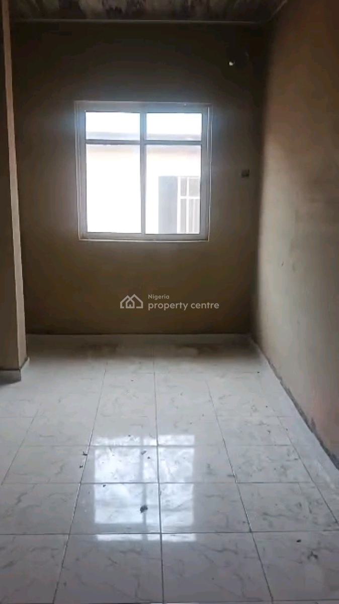 Two Bedroom Flat at Adekunle Yaba, Adekunle, Yaba, Lagos, Flat / Apartment for Rent