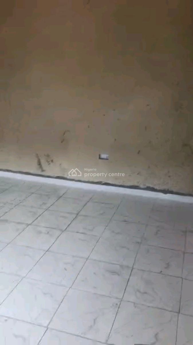 Two Bedroom Flat at Adekunle Yaba, Adekunle, Yaba, Lagos, Flat / Apartment for Rent