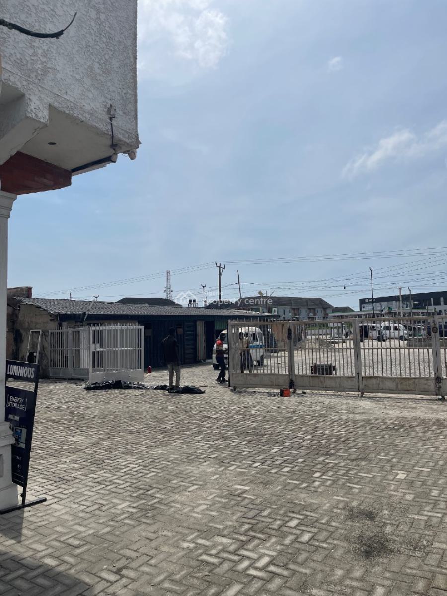 Shop at a Strategic Mall on The Expressway, Lekki - Epe Wax Press Way, Abijo, Lekki, Lagos, Plaza / Complex / Mall for Rent