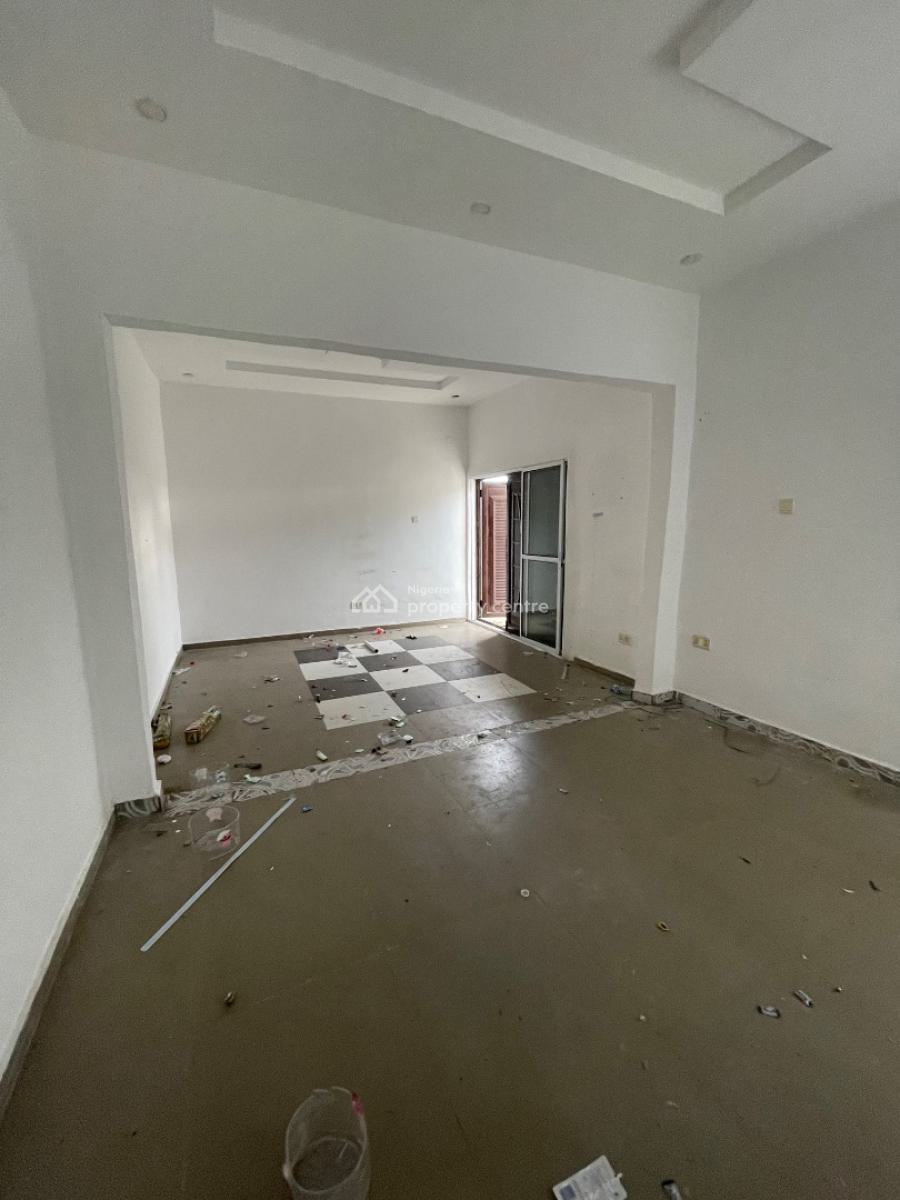 Shop at a Strategic Mall on The Expressway, Lekki - Epe Wax Press Way, Abijo, Lekki, Lagos, Plaza / Complex / Mall for Rent