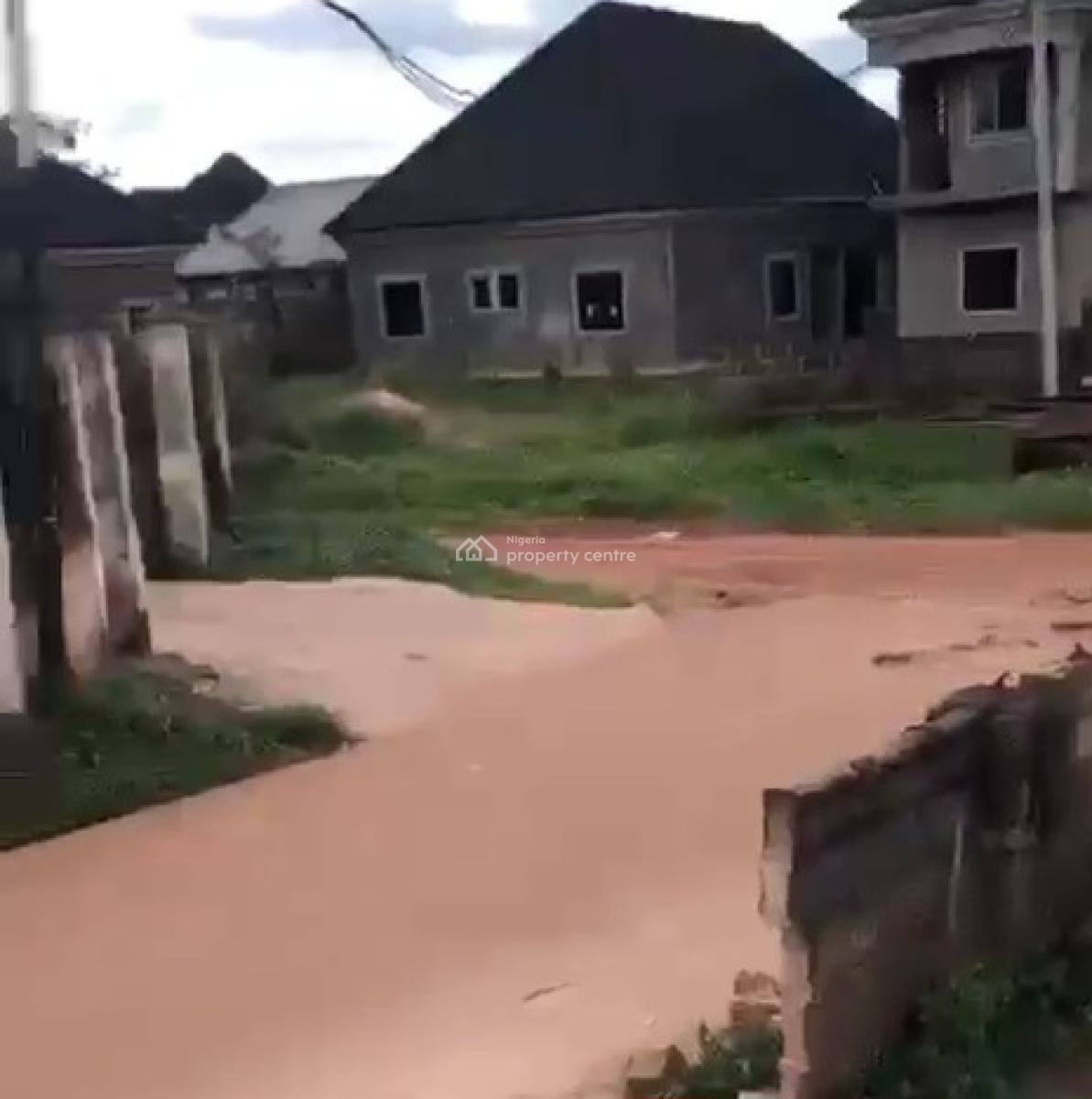 100ft By 100ft Fenecd Round Land, Nosa Edugie Road, Mtn Mast, Gra, Benin, Oredo, Edo, Land for Sale