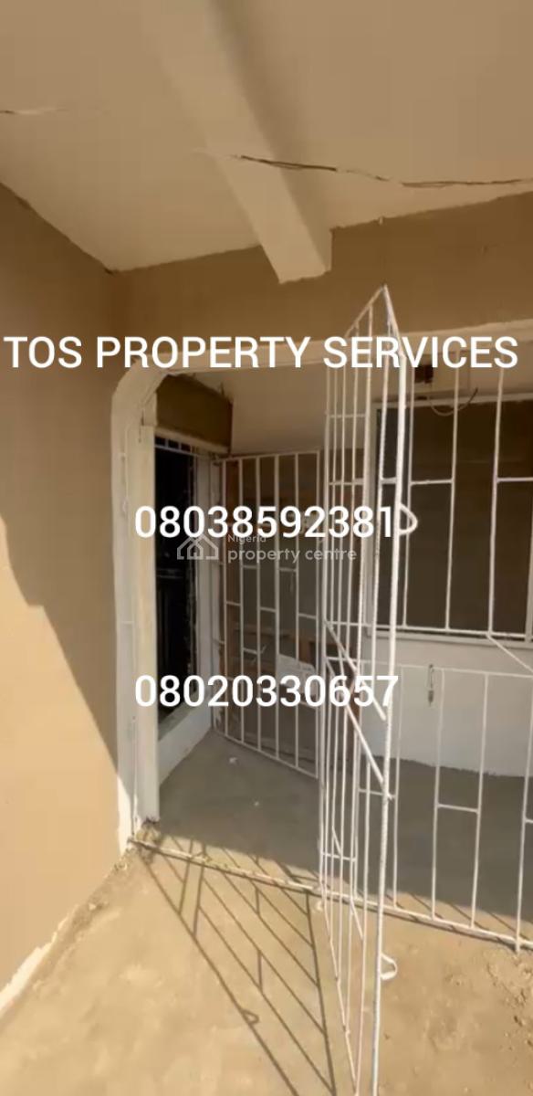 Standard Miniflat, Yaba, Yaba, Lagos, Mini Flat (room and Parlour) for Rent