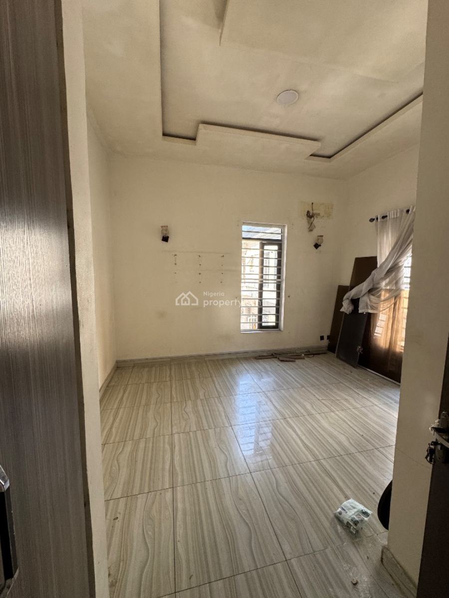 Self Contain, Canal West Estate, Osapa, Lekki, Lagos, Self Contain (single Rooms) for Rent