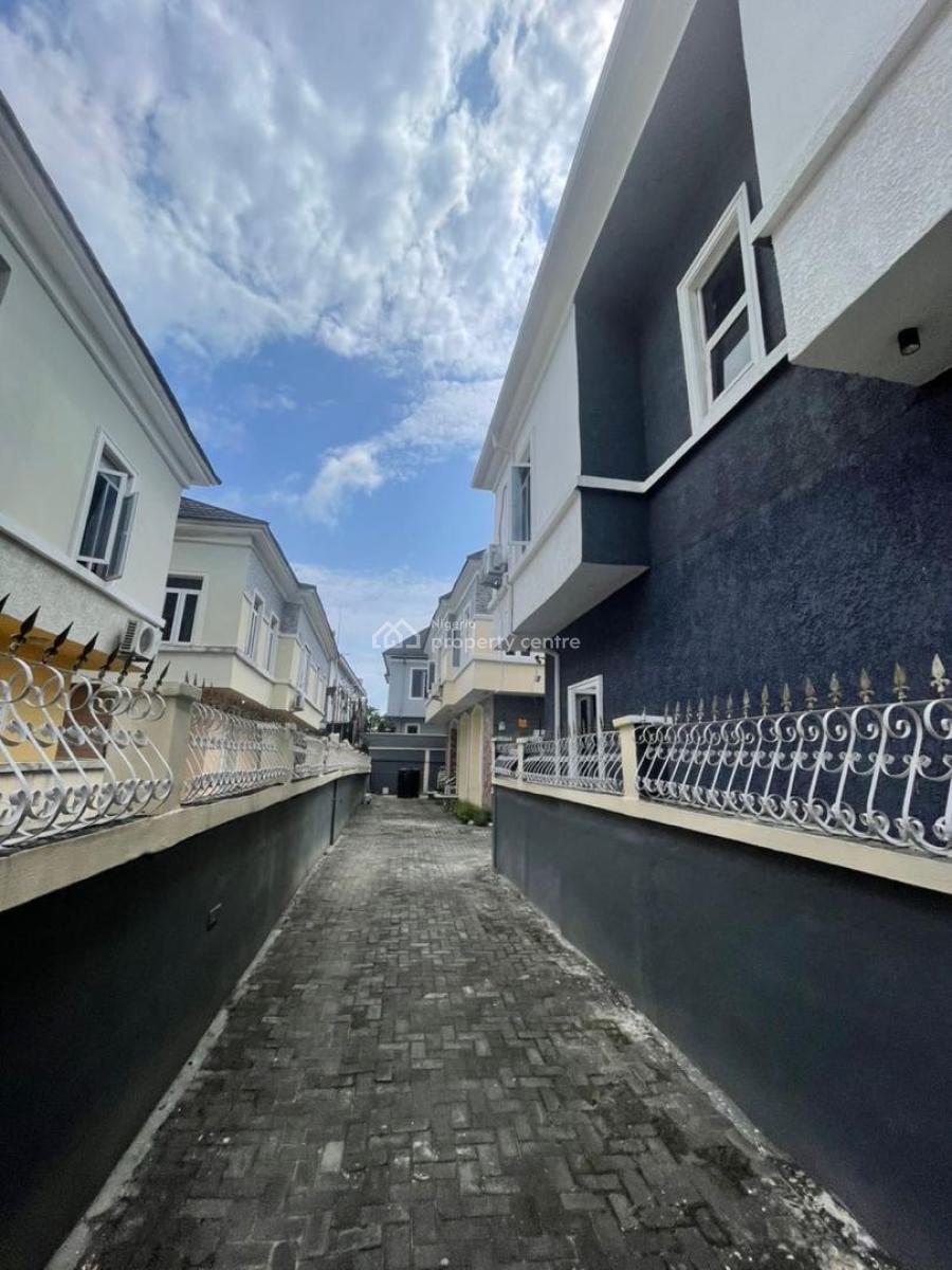 Luxurious Fully Detached 5 Bedroom with Bq, Chevron, Lekki, Lagos, Detached Duplex for Sale