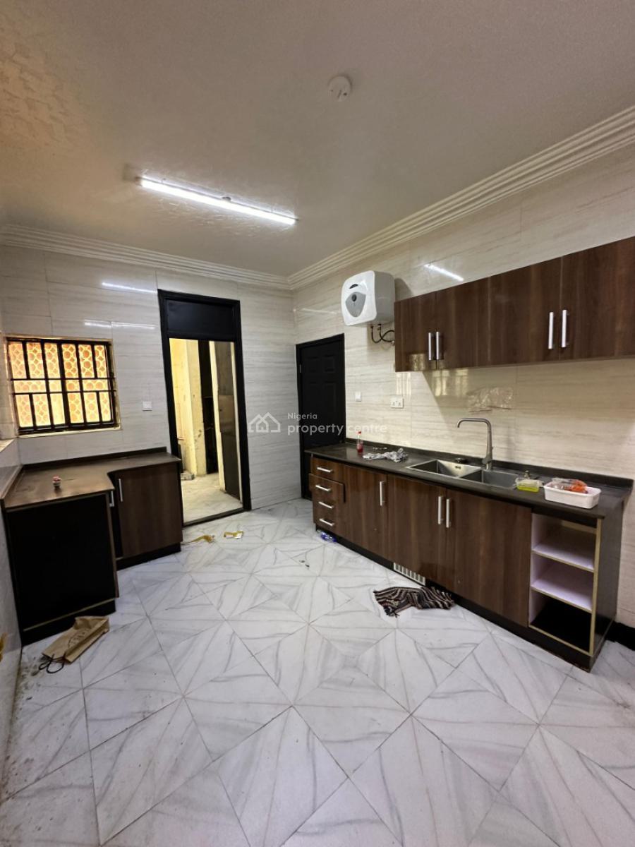 Nicely Serviced 3 Bedroom Flat with a Room Bq, Victoria Island (vi), Lagos, Flat / Apartment for Rent