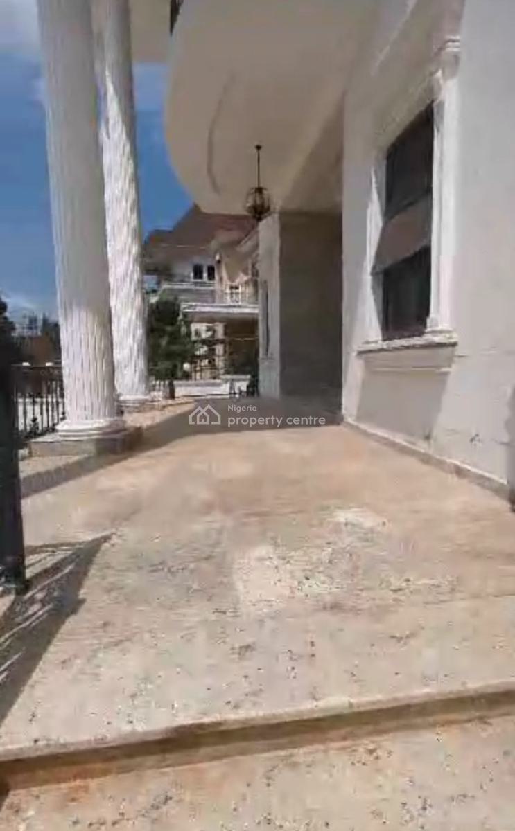 10 Bedrooms. with 25 Car Park 4 Sitting Room.  4bq., Maitama District, Abuja, Detached Duplex for Sale