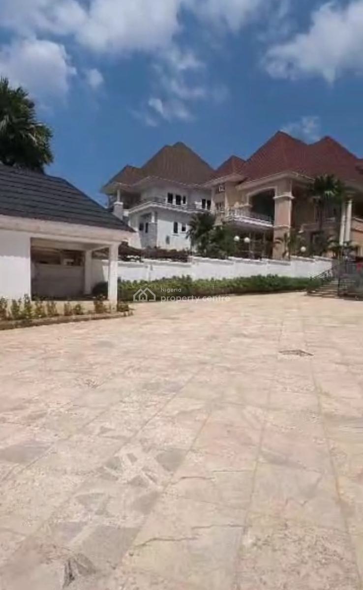 10 Bedrooms. with 25 Car Park 4 Sitting Room.  4bq., Maitama District, Abuja, Detached Duplex for Sale