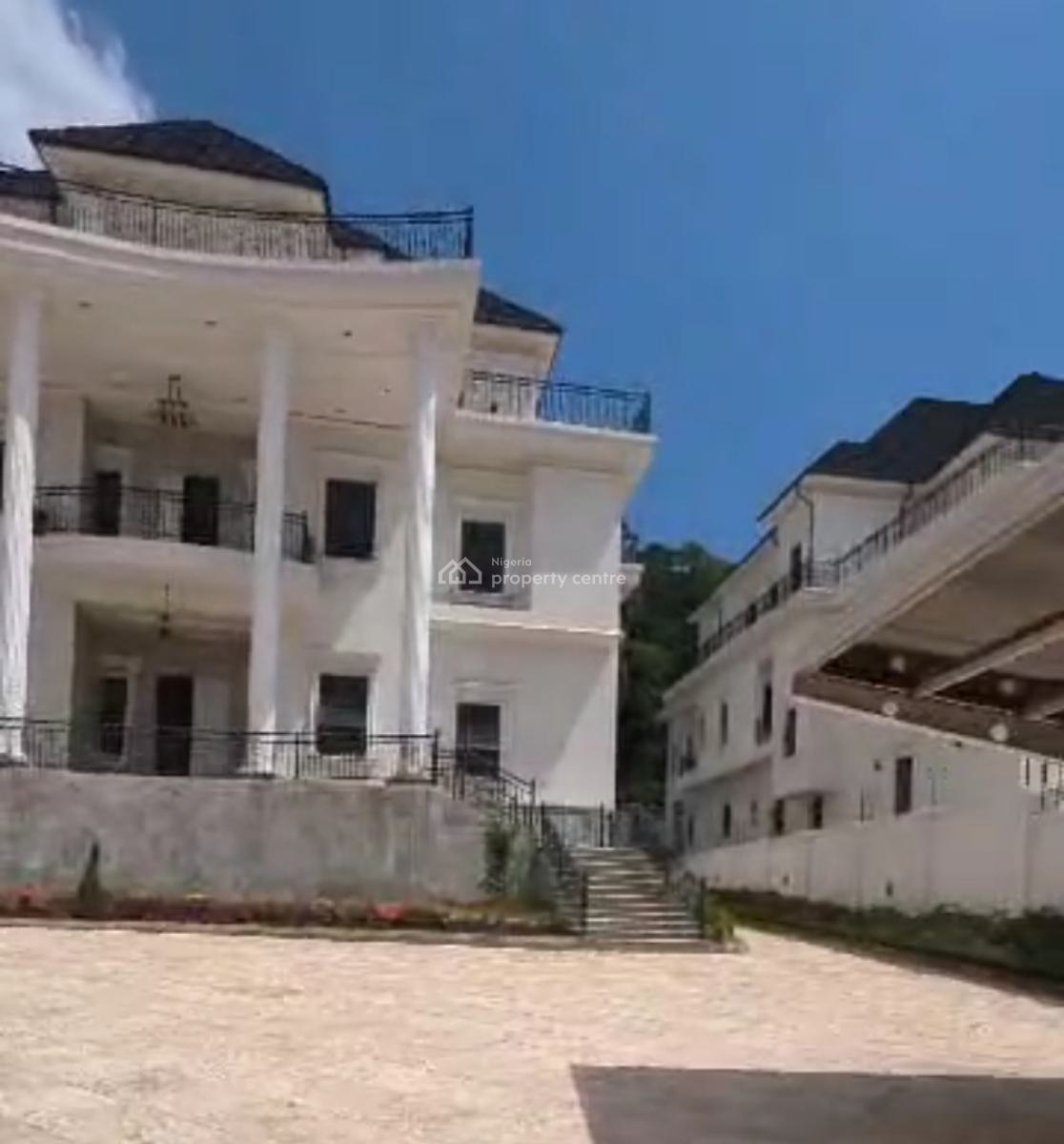 10 Bedrooms. with 25 Car Park 4 Sitting Room.  4bq., Maitama District, Abuja, Detached Duplex for Sale