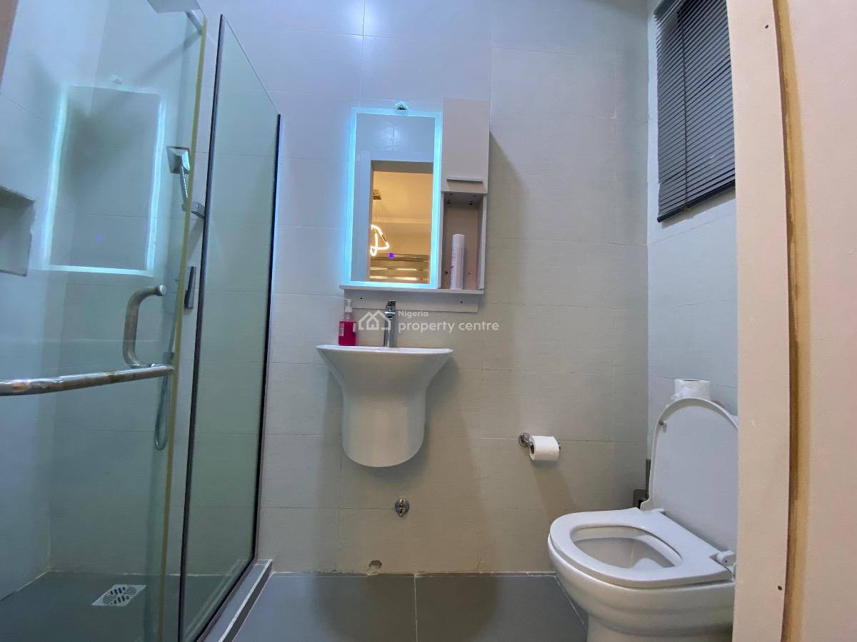 Luxury 3 Bedroom Semidetached Duplex, Bankole Lukmon Street, Ologolo, Lekki, Lagos, House Short Let