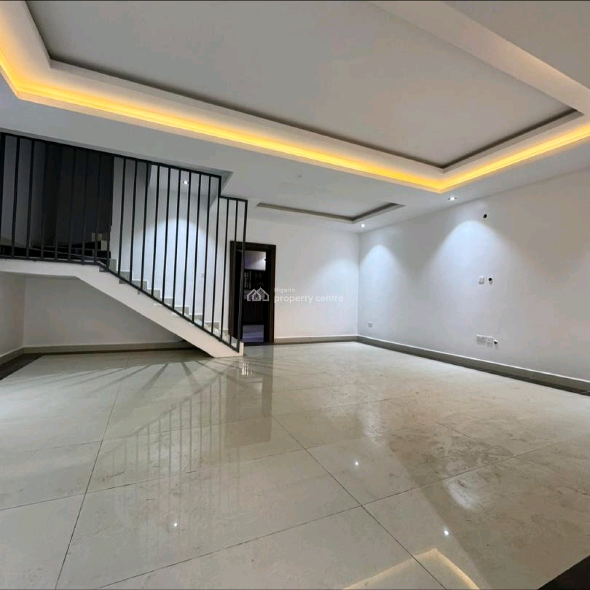 Newly Constructed 4bedrooms with with 1room Boys Quarters. and a 4bedr, Life Camp, Abuja, House for Sale