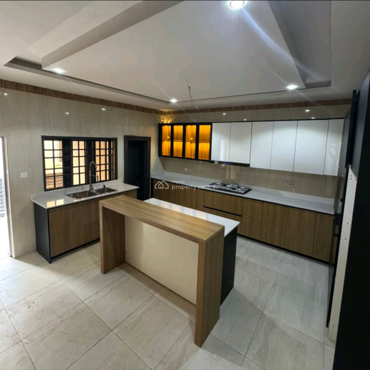 Newly Constructed 4bedrooms with with 1room Boys Quarters. and a 4bedr, Life Camp, Abuja, House for Sale