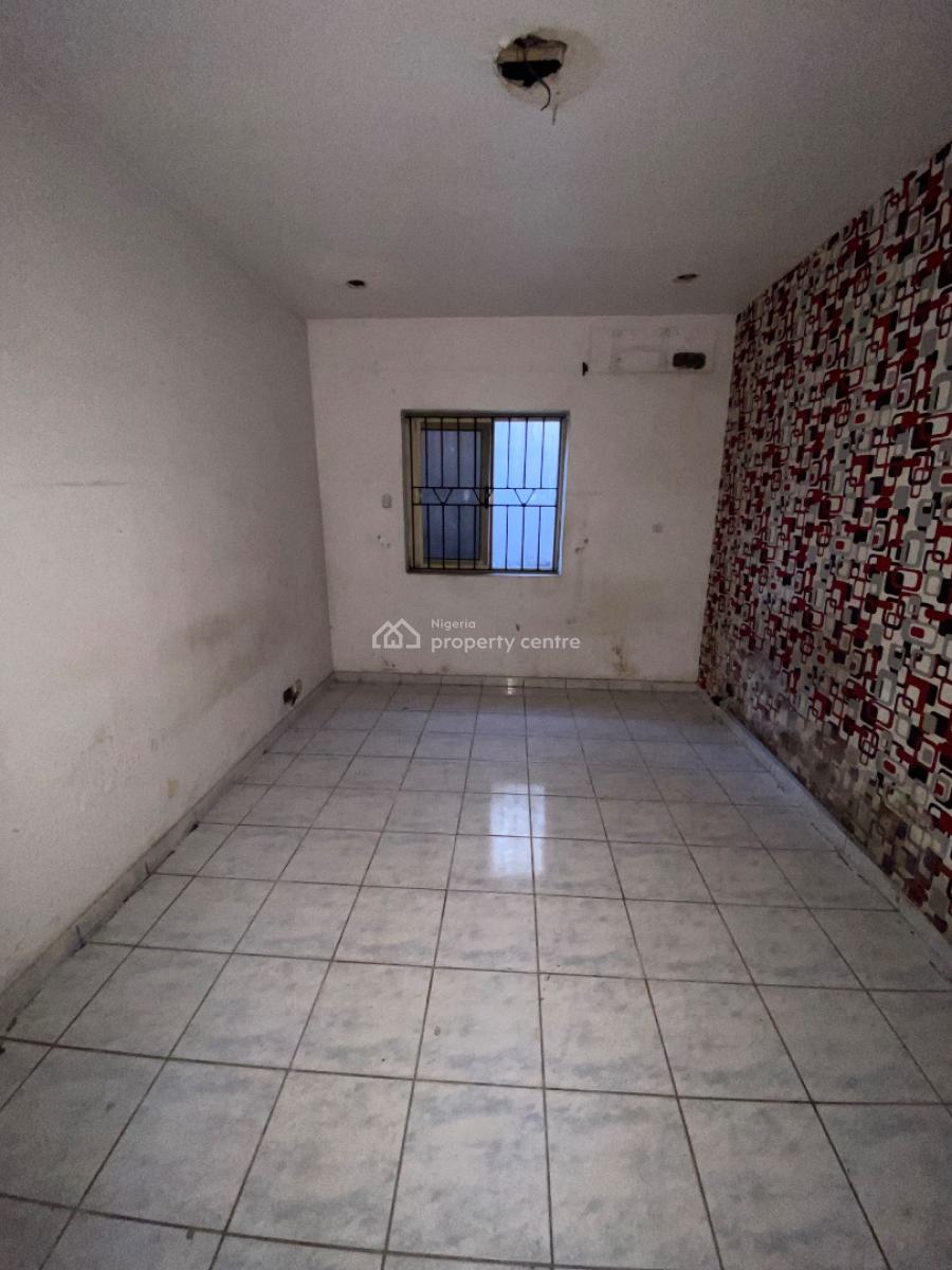 Room and Parlor (mini Flat) in a Secure Luxury Estate, in a Secure Luxury Estate, Ikota, Lekki, Lagos, Mini Flat (room and Parlour) for Rent