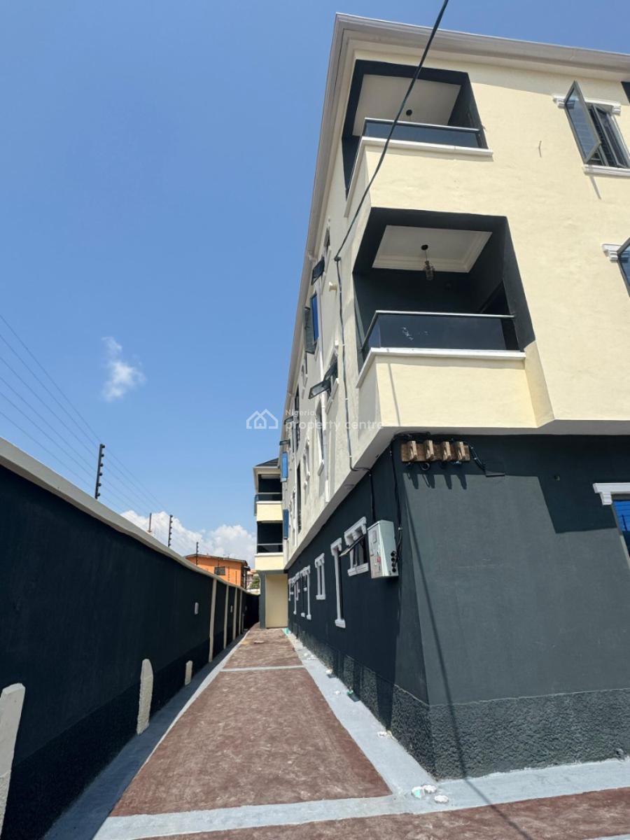 Modern 17 Years Long Lease Apartment, Fully Completed and Ready, Akoka, Yaba, Lagos, Flat / Apartment for Sale