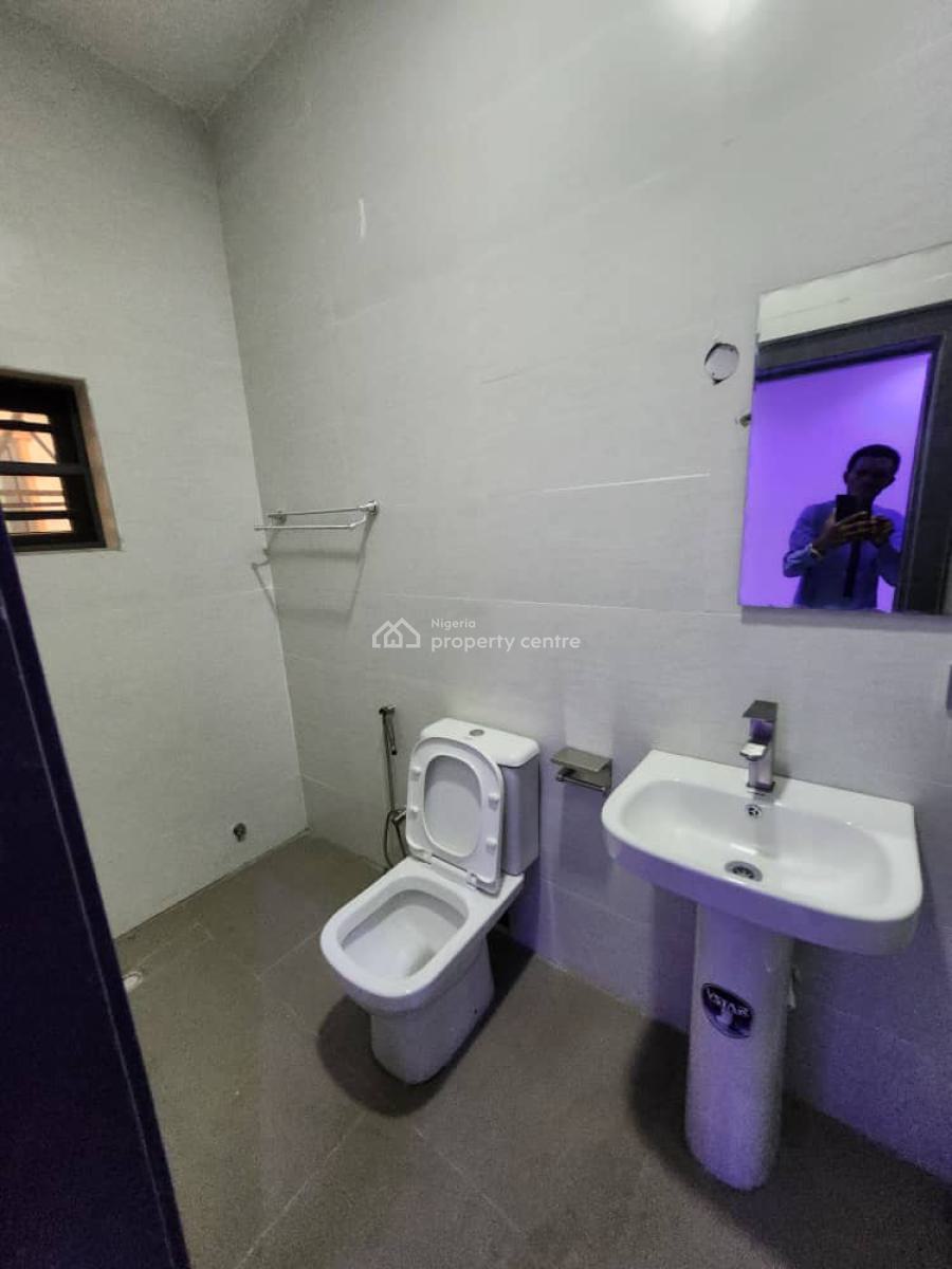 5 Bedroom Fully Detached Duplex with a Room Bq, Gra Phase 2, Magodo, Lagos, Detached Duplex for Sale