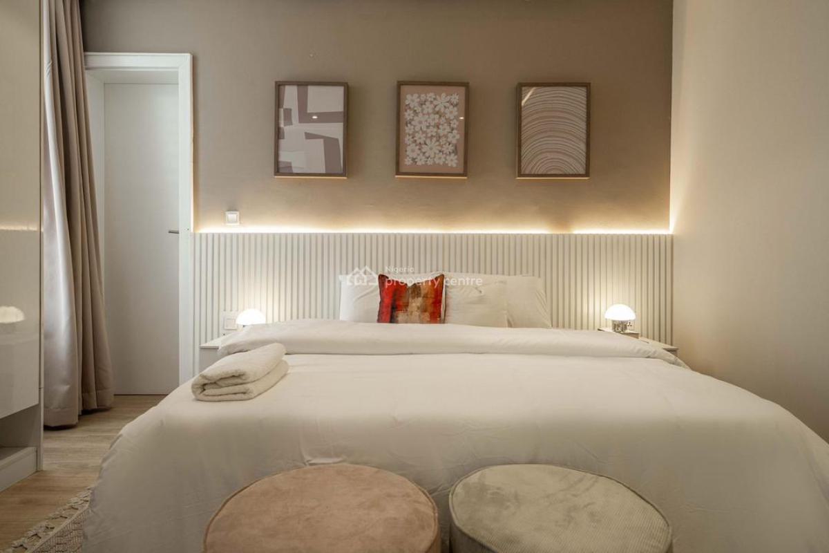 Elegant Two Bedroom Apartment, Lekki Phase 1, Lekki, Lagos, Flat / Apartment Short Let