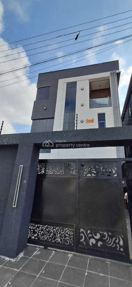 5 Bedrooms Detached Duplex Plus a Room Bq, Lekki Phase 1, Lekki, Lagos, Detached Duplex for Sale