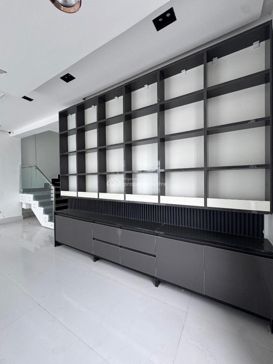 Massive  5  Bedroom Detached Duplex with a Bq  with a Pool & Cinema, Lekki Phase 1, Lekki, Lagos, Detached Duplex for Sale