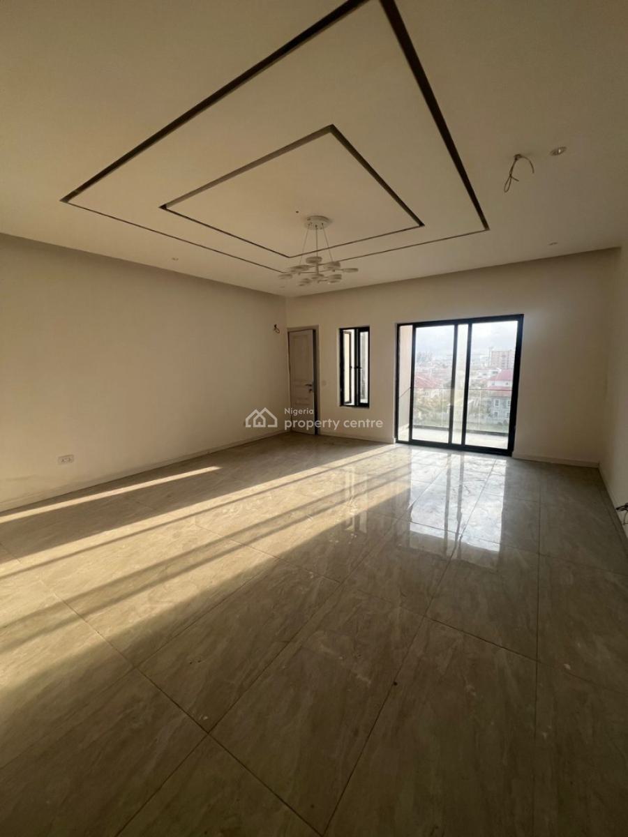 Decent Spaciously Built 2 Bedroom Apartment, Real Money Value, Ikate, Lekki, Lagos, Flat / Apartment for Sale