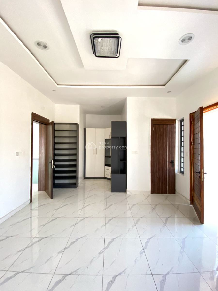 Classic 4 Bedroom Semi Detached Duplex in a Secure Estate, Orchid, Lekki, Lagos, Semi-detached Duplex for Rent