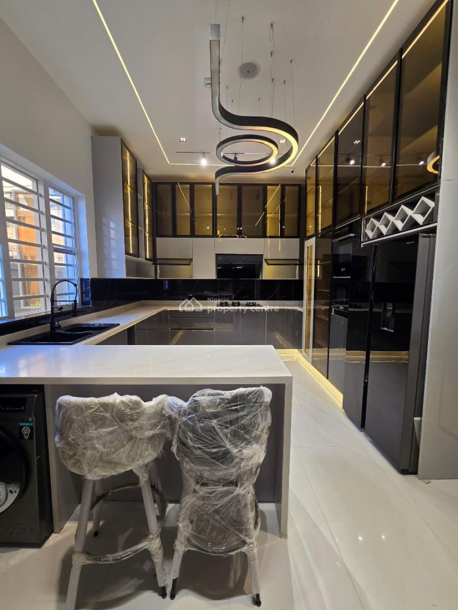 Exquisite 5 Bedroom Duplex with a Pool,bq,cinema,elevator, Lekki Phase 1, Lekki, Lagos, House for Sale