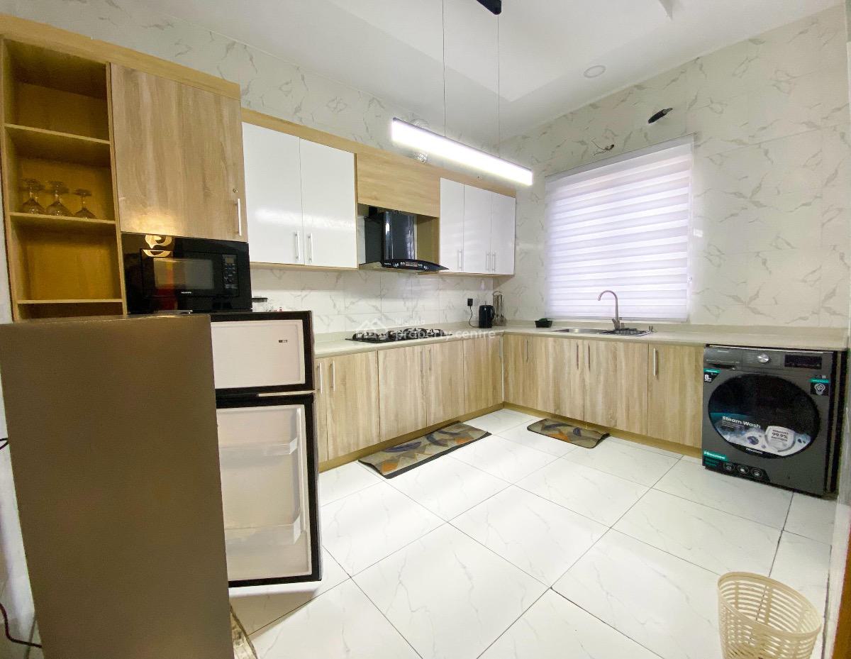 Exquisite 3-bedroom Apartment, Vgc, Lekki, Lagos, Flat / Apartment Short Let