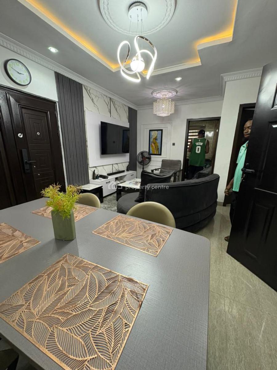Unparalleled Value! 2-bedroom Apartment with Inverter & Wifi, Lekki Phase 1, Lekki, Lagos, Flat / Apartment for Rent
