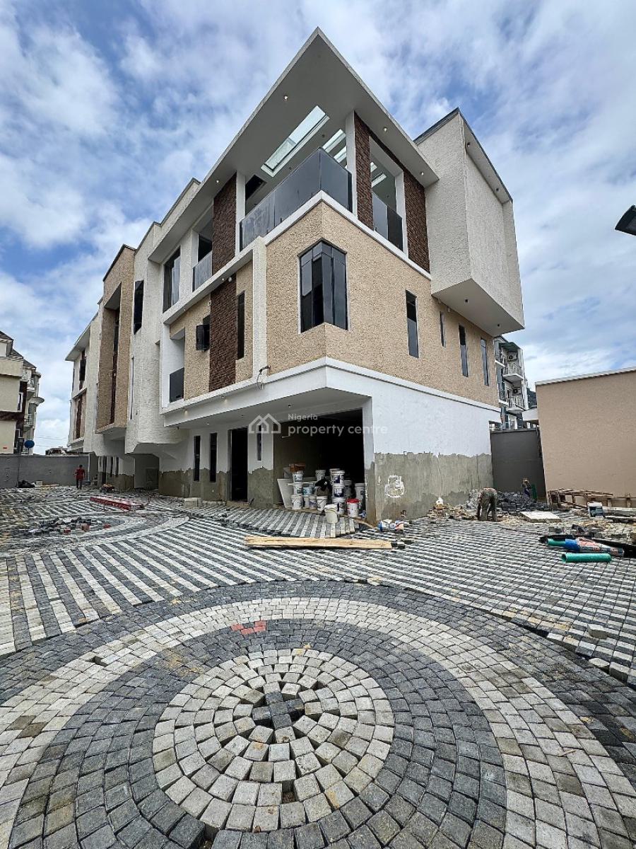 Classy  4 Bedroom Terrace with a Bq in a Secure Location, Lekki Phase 1, Lekki, Lagos, Terraced Duplex for Sale